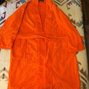 L Orange Versace Classic V2 robe